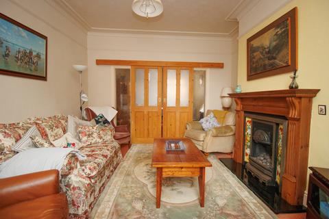 3 bedroom end of terrace house for sale, Raincliffe Avenue, Filey YO14