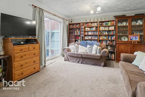3 bedroom end of terrace house for sale, Lister Road, Braintree