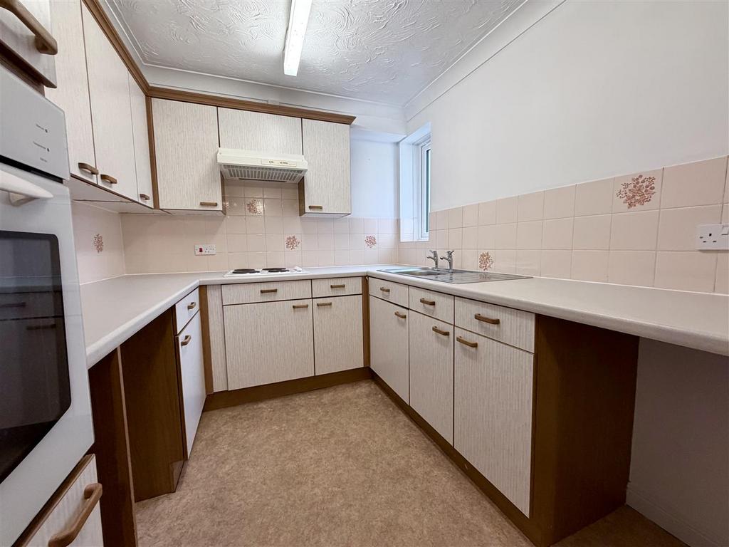 Fitted Kitchen