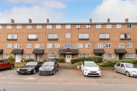 2 bedroom flat for sale, Pyle Road, Cardiff, CF5