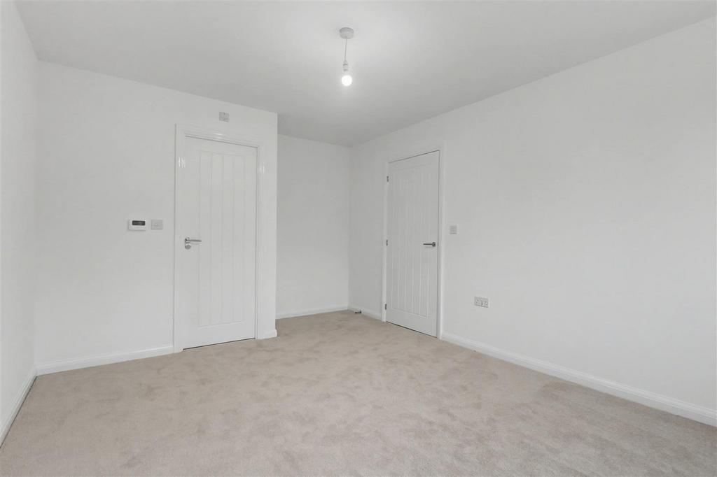 Bedroom 1.jpeg