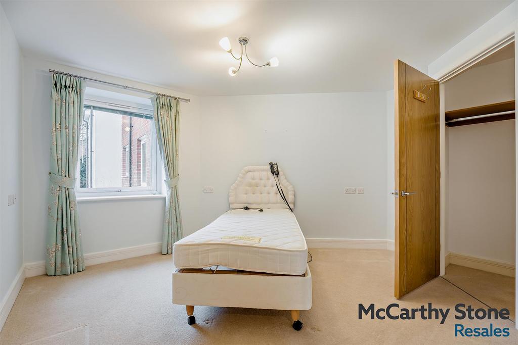 8678165-interior04-800.jpg