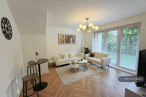 4 bedroom semi-detached house to rent, Ennerdale Road, Liverpool, L37