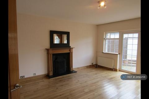 undefined, Macdonald Road, London, N11