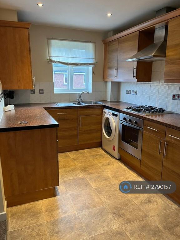 Kitchen Pic 2