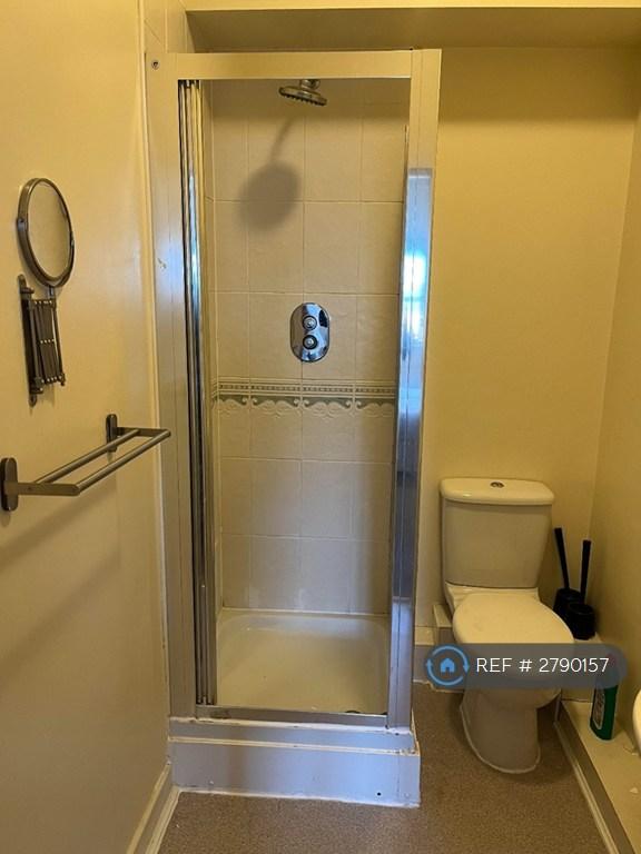 On Suite To Master Bedroom Pic 1