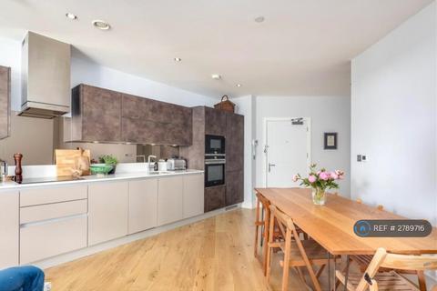 undefined, Roach Road, London, E3