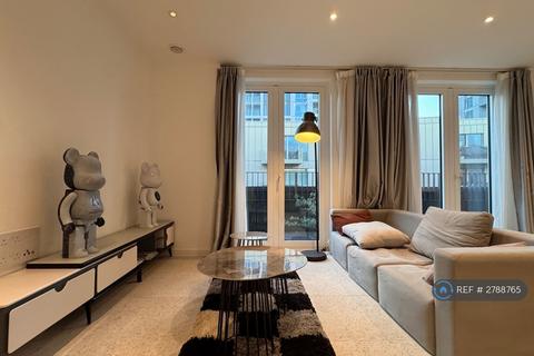 undefined, Sidney St, London, E1