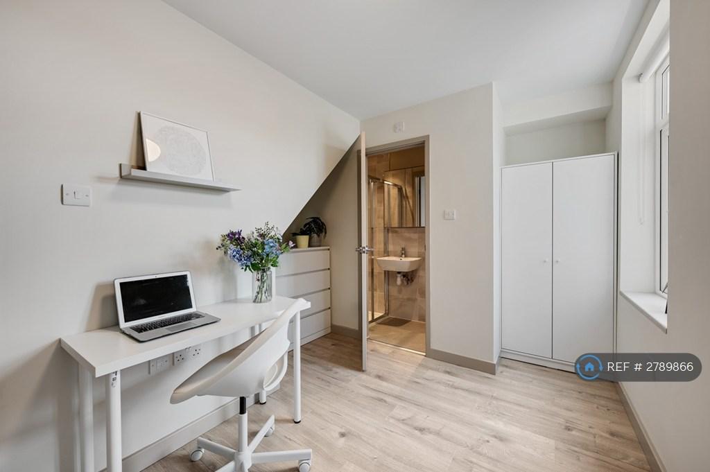 Room 4