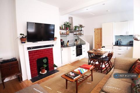 undefined, Lyndhurst Road, London, N22