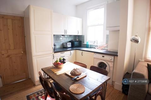 undefined, Lyndhurst Road, London, N22