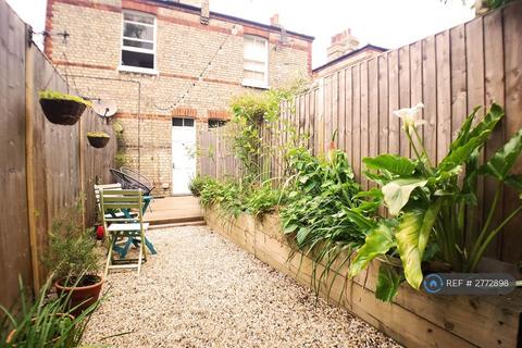 undefined, Lyndhurst Road, London, N22