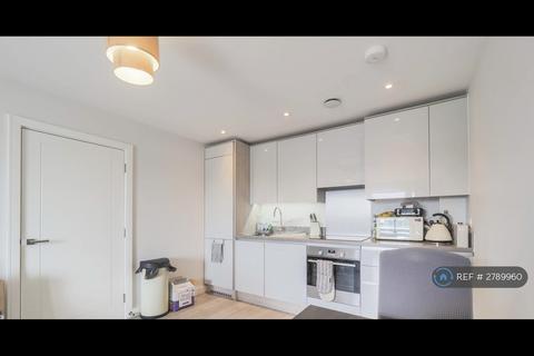 1 bedroom flat to rent, Bathurst Walk, Iver, SL0
