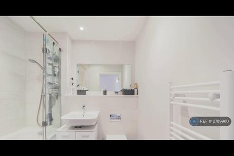 1 bedroom flat to rent, Bathurst Walk, Iver, SL0
