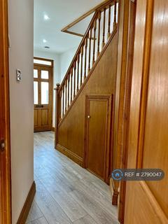 3 bedroom semi-detached house to rent, Ringwood Avenue, Croydon, CR0