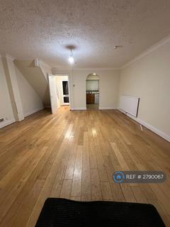 3 bedroom terraced house to rent, Layton Road, Brentford, TW8