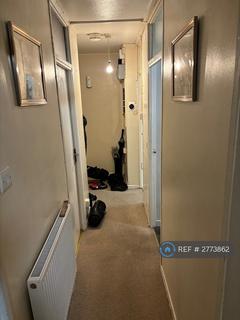 1 bedroom flat to rent, Besant Court, London, N1