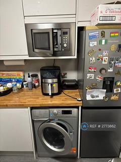1 bedroom flat to rent, Besant Court, London, N1