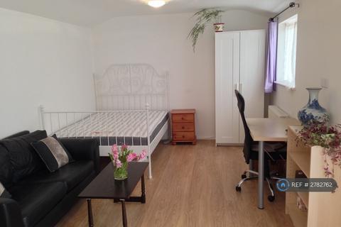 undefined, Orchard Estate, Cambridge, CB1