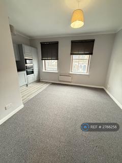 2 bedroom flat to rent, Station Road, London, NW4