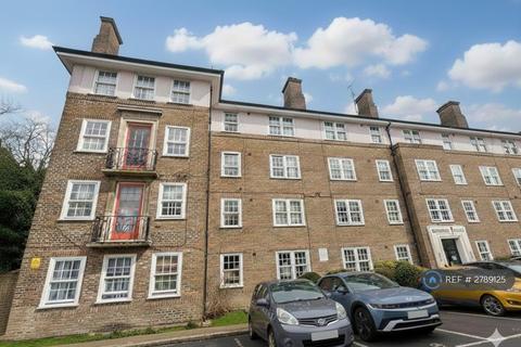undefined, Bishopric Court, Horsham, RH12