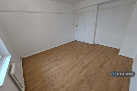 undefined, Bishopric Court, Horsham, RH12