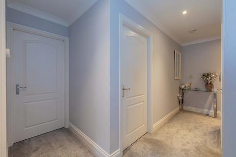 2 bedroom flat for sale, 48 Regents Place, Maidenhead SL6