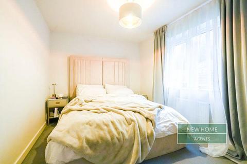 2 bedroom townhouse for sale, Poplars Park Road, Bradford, West Yorkshire, BD2
