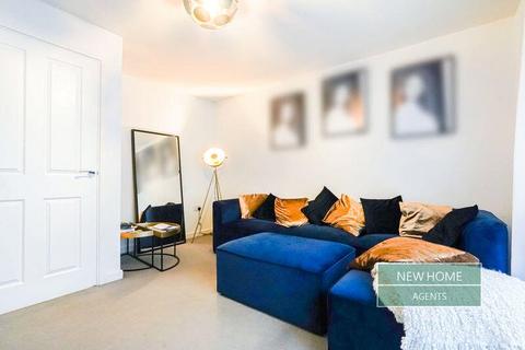 2 bedroom townhouse for sale, Poplars Park Road, Bradford, West Yorkshire, BD2
