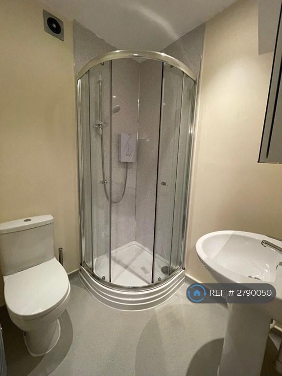 Private - En-Suite