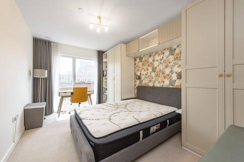 3 bedroom flat for sale, Felar Walk, Colindale, London, NW9