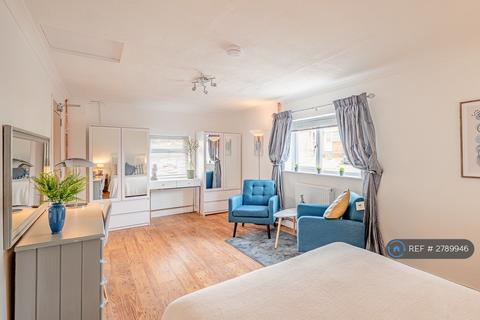 undefined, Eastbourne Road, Trowbridge, BA14