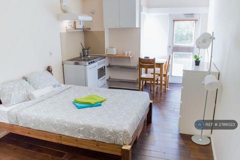 Mapesbury Lodge, London, NW2