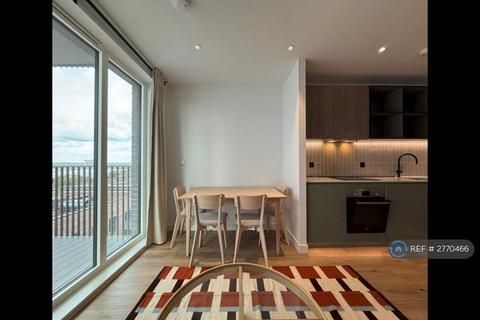 1 bedroom flat to rent, Greenleaf Walk, London, UB1