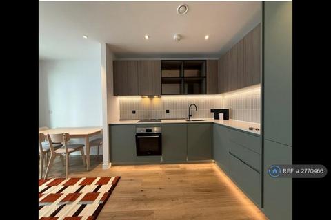 1 bedroom flat to rent, Greenleaf Walk, London, UB1
