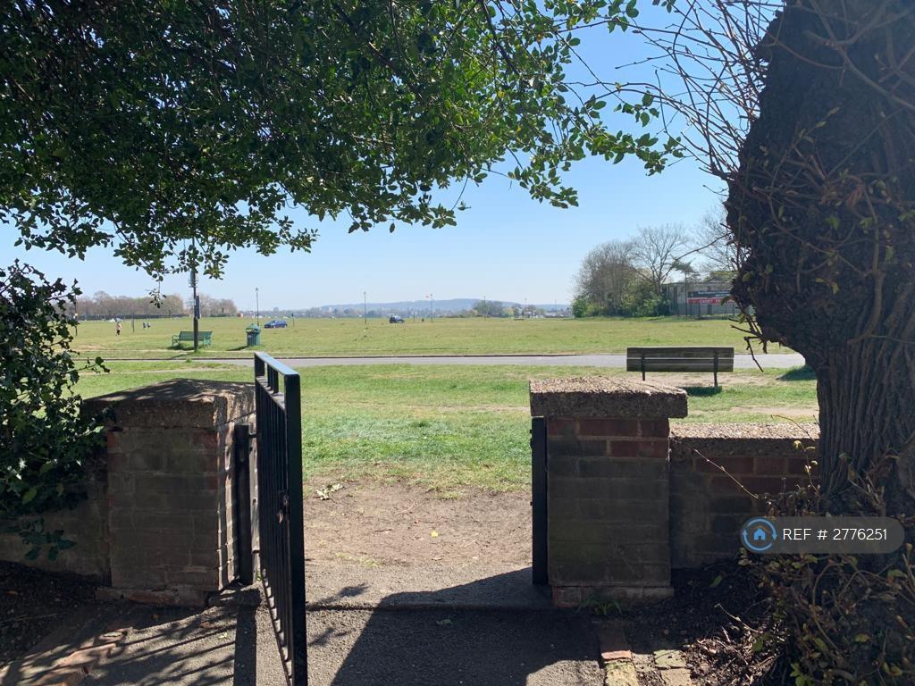 Gate Through Onto Blackheath