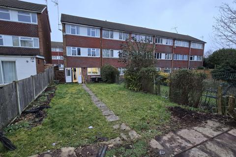 undefined, Luton LU2