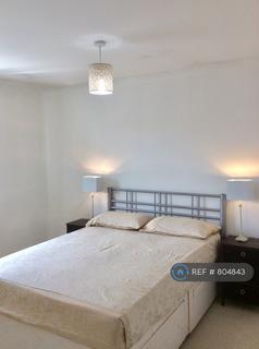 2 bedroom terraced house to rent, Rowley Drive, Nottingham, NG5