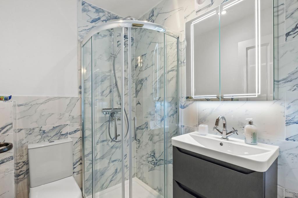 Ensuite