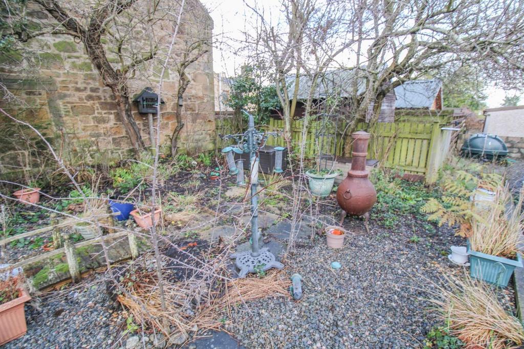 GARDEN (2).jpg