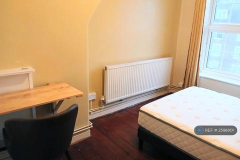 undefined, Union Grove, London, SW8