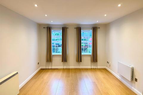 2 bedroom flat to rent, Mossfield Road, Kings Heath, Birmingham, B14