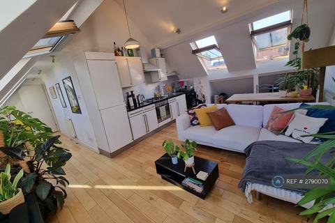 2 bedroom flat to rent, Brixton Road, London, SW9
