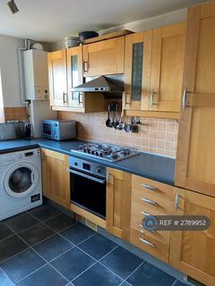 2 bedroom maisonette to rent, Eskmont Ridge, London, SE19