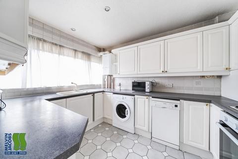 Torbridge Close, Edgware, Greater London. HA8 6NF