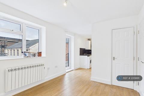 undefined, Crendon St, High Wycombe, HP13