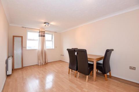 2 bedroom flat to rent, Slough,  Berkshire,  SL1
