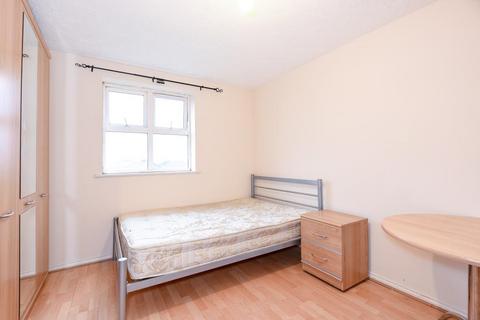 2 bedroom flat to rent, Slough,  Berkshire,  SL1