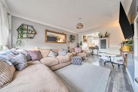 undefined, Marlborough Close,  Carterton,  Oxfordshire,  OX18