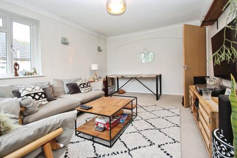 3 bedroom apartment for sale, Marlborough Road, WESTBOURNE, BH4